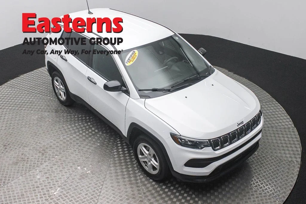 Used 2023 White Jeep Sport image 3