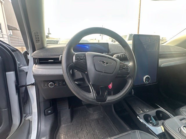 Used 2023 White Ford Premium image 14