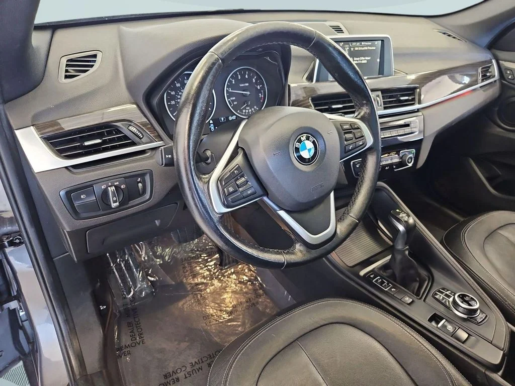 Used 2017 Mineral Gray Metallic BMW xDrive28i image 13