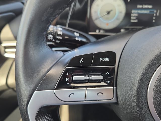 Used 2022 Black Hyundai SEL image 16