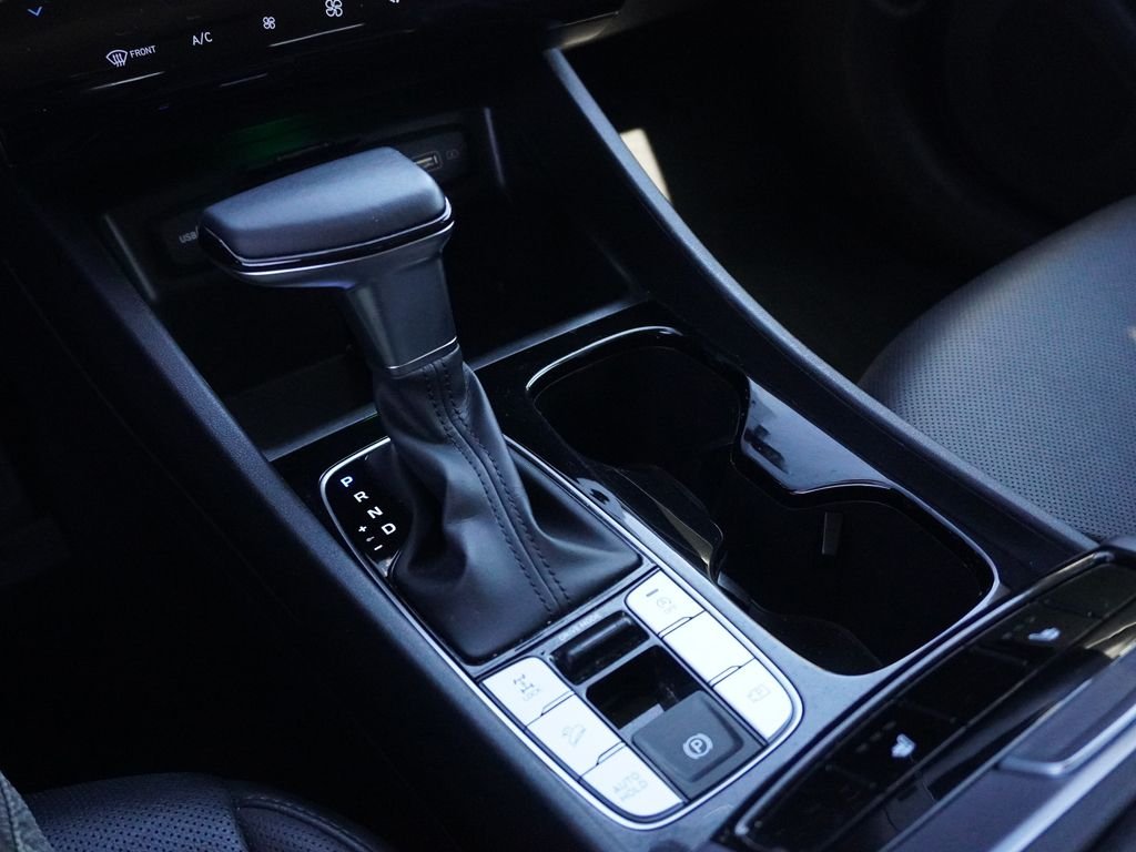 Used 2023 White Hyundai SEL image 47