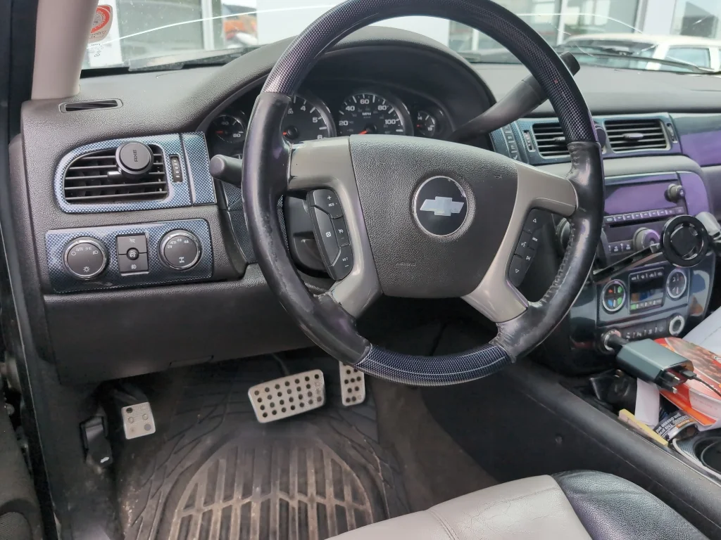 2008 Chevrolet Avalanche's photo