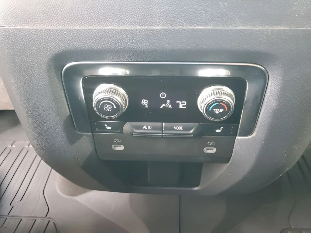 Used 2023 Black GMC Denali image 22