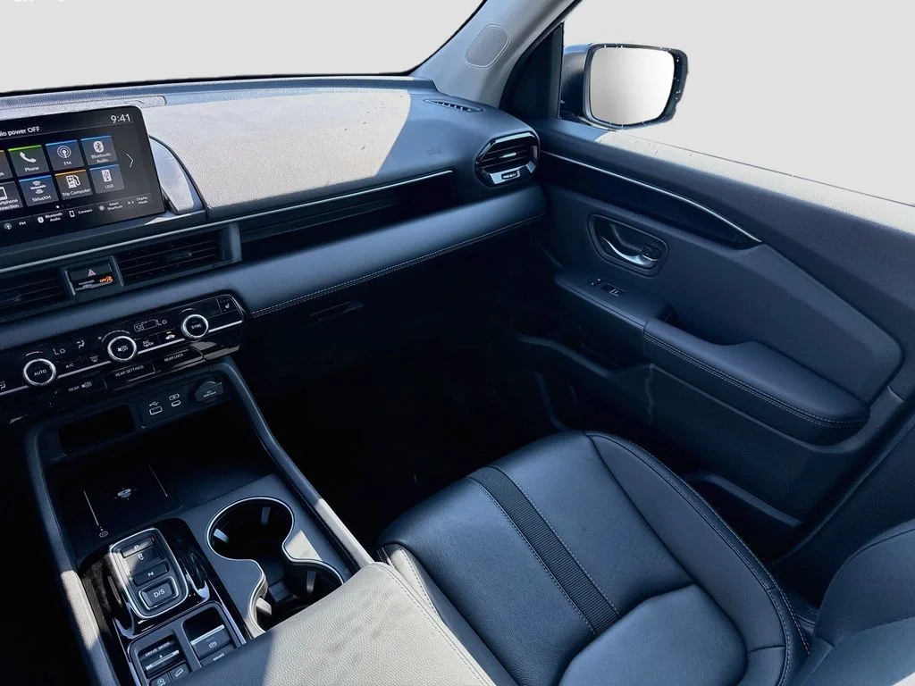 2025 Honda Pilot EX-L - Photo 27