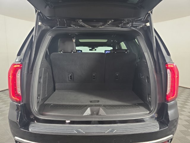 Used 2021 Black GMC SLT image 22