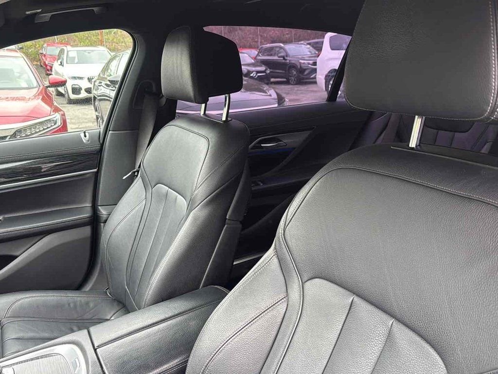 Used 2022 Black BMW 740i image 35