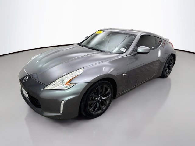Used 2017 Gray Nissan Touring image 2