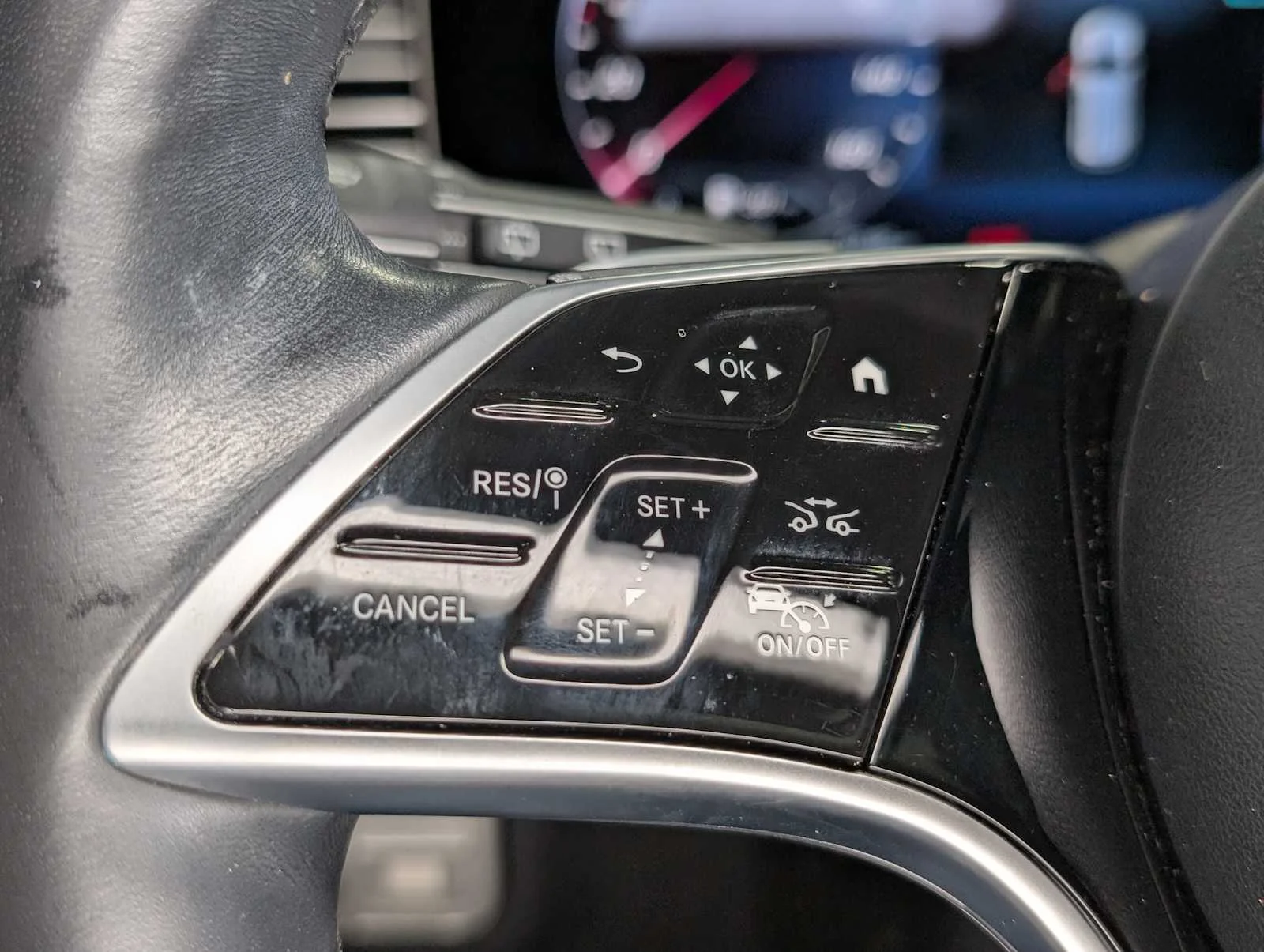 2024 Mercedes-Benz GLS Base - Photo 34