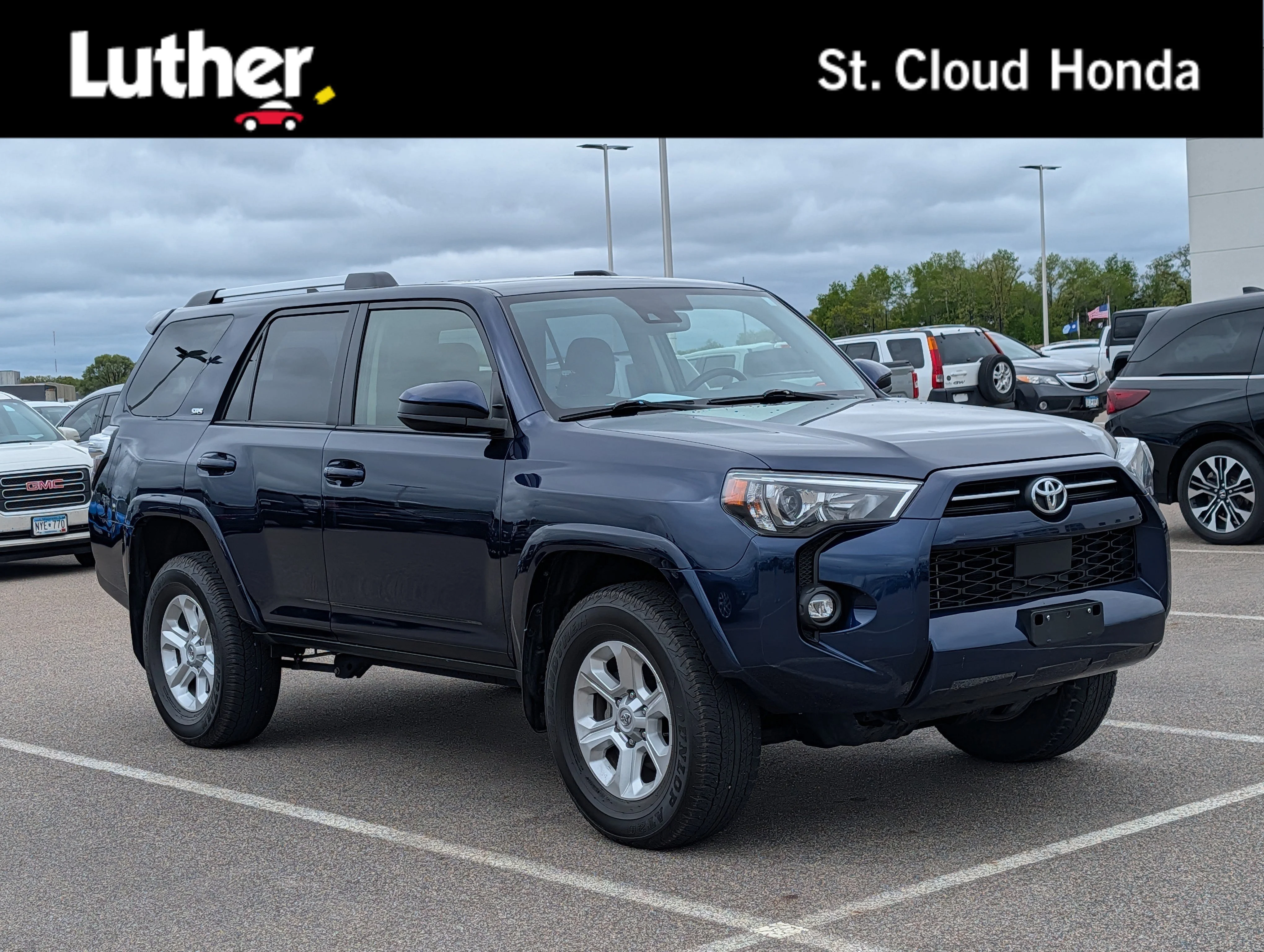 2024 Toyota 4Runner SR5 4WD V6's photo