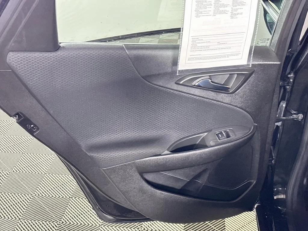 Used 2025 Black Chevrolet LT image 18