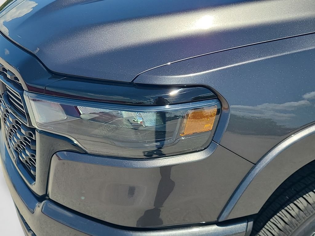 New 2026 Granite Crystal Metallic Clearcoat RAM Big Horn/Lone Star image 23