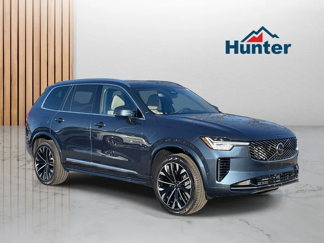 2026 Volvo XC90 Plus