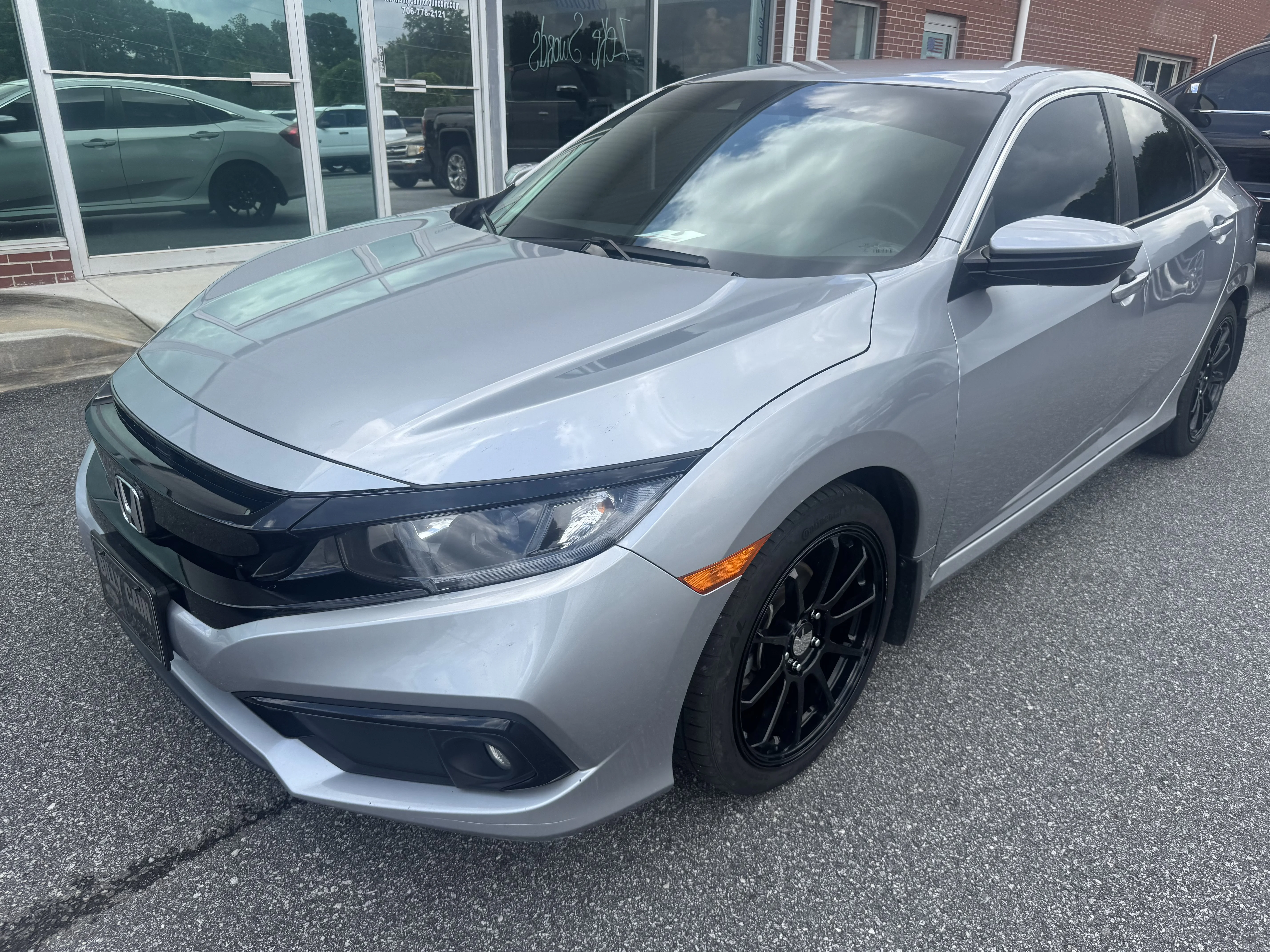 Used 2021 Lunar Silver Metallic Honda Sport image 5