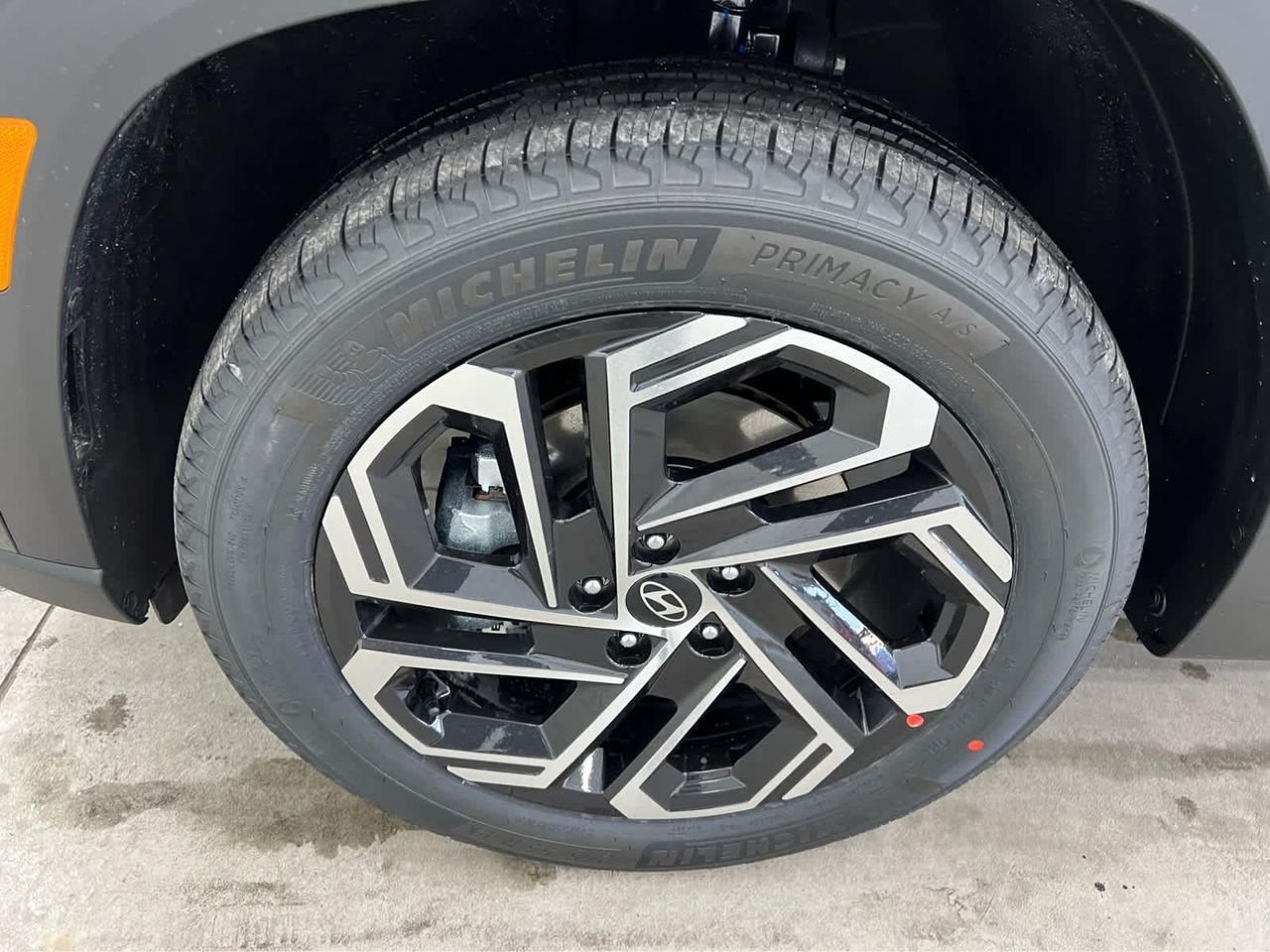 New 2026 Phantom Black Hyundai Limited AWD image 7