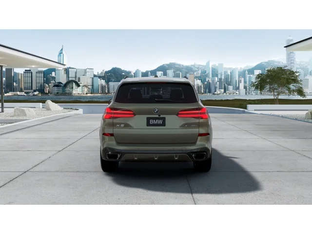 New 2026 Manhattan Green Metallic BMW xDrive50e image 5