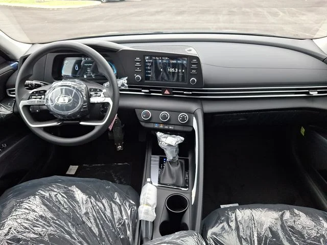 New 2026 Gray Hyundai SE image 10