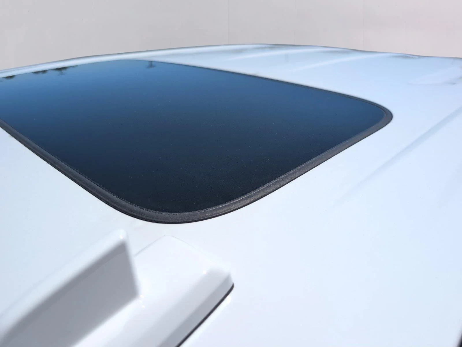 New 2026 Summit White GMC SLT image 39