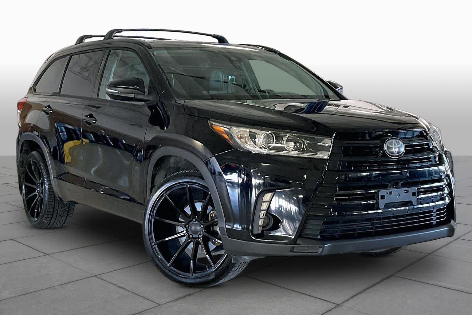 2017 Toyota Highlander 2