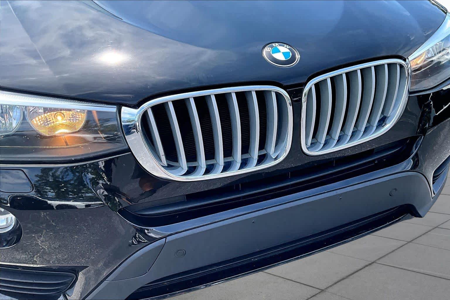 Used 2017 Jet Black BMW sDrive28i image 29