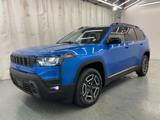 New 2026 Hydro Blue Pearl-Coat Exterior Paint Jeep Laredo image 4