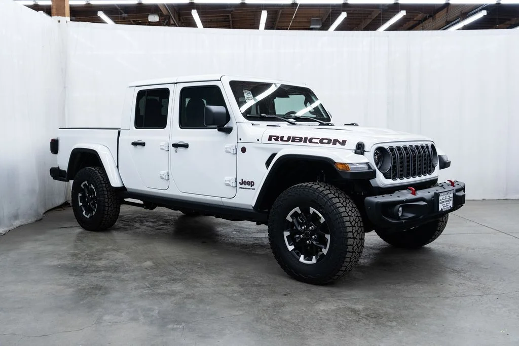 2026 Jeep Gladiator Rubicon X Auto's photo