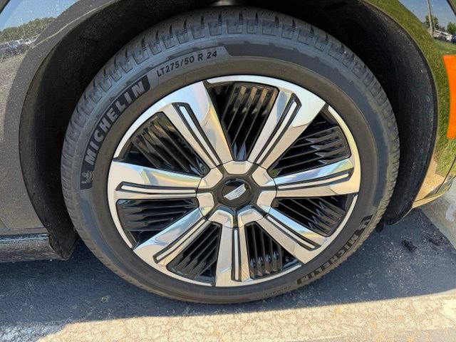 Used 2025 Black Raven Cadillac Luxury 2 image 8