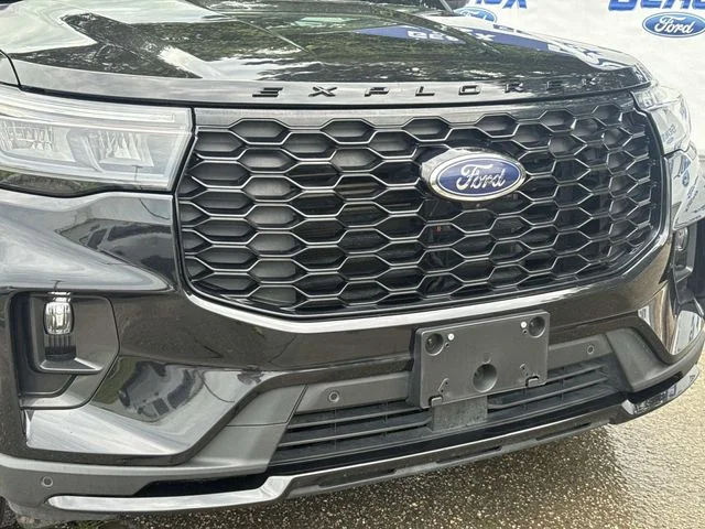 Certified Used 2025 Black Metallic Ford ST-Line image 3