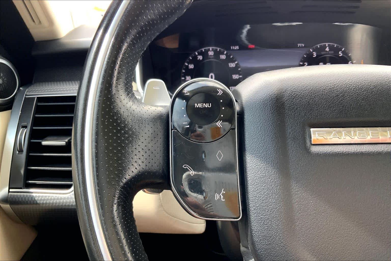 Used 2019 Meribel White Pearl Land Rover Dynamic image 24