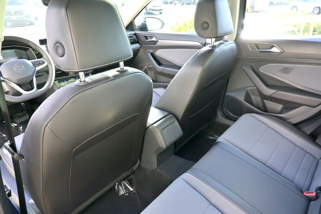 2026 Volkswagen Jetta SE - Photo 12