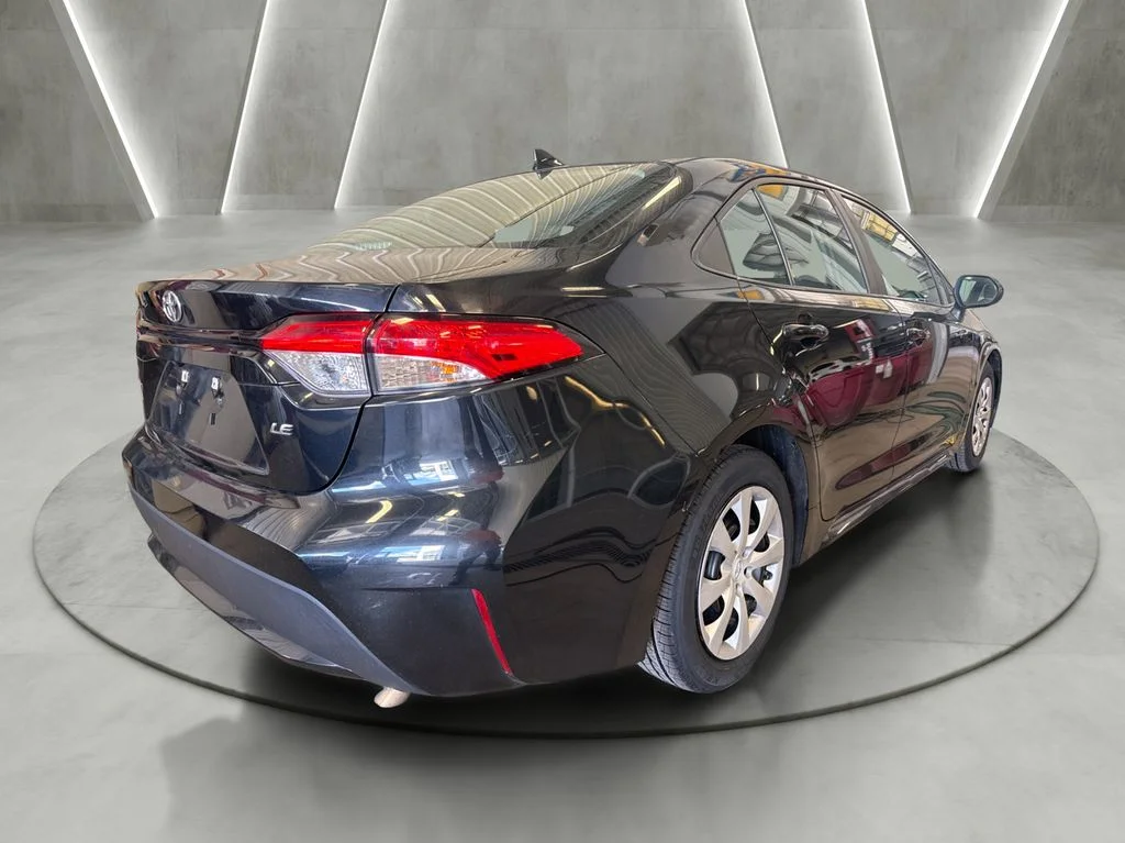 2021 Toyota Corolla LE - Photo 6
