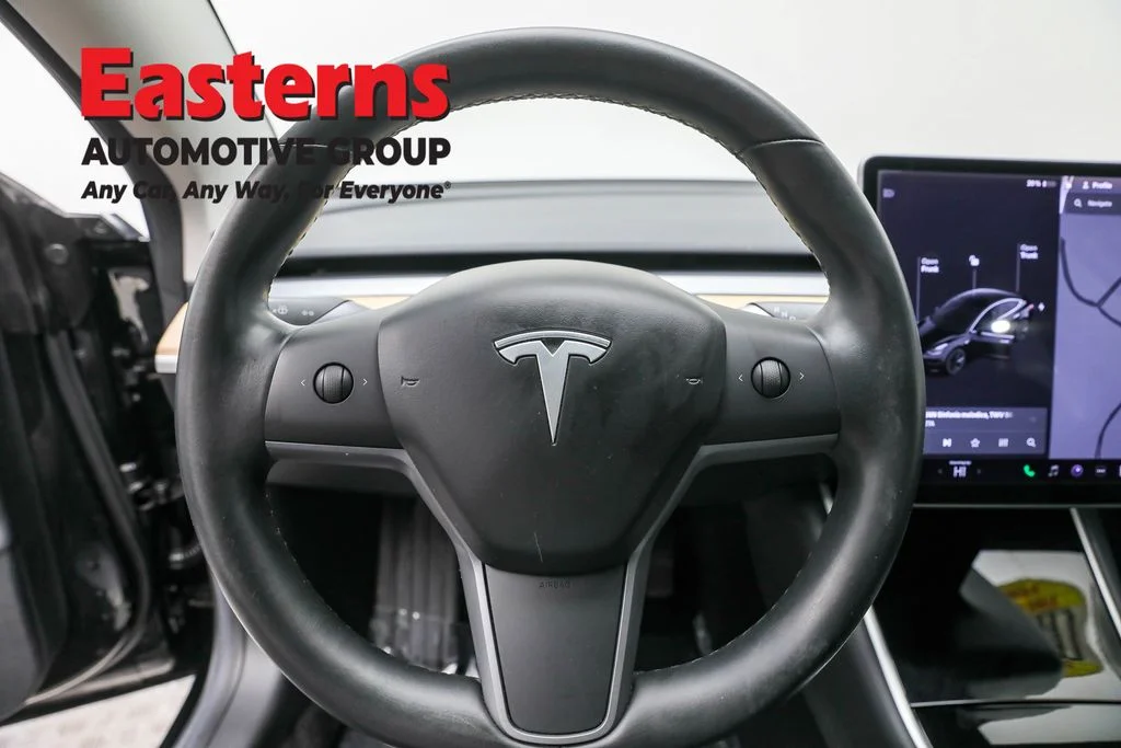 Used 2018 Black Tesla Long Range image 10
