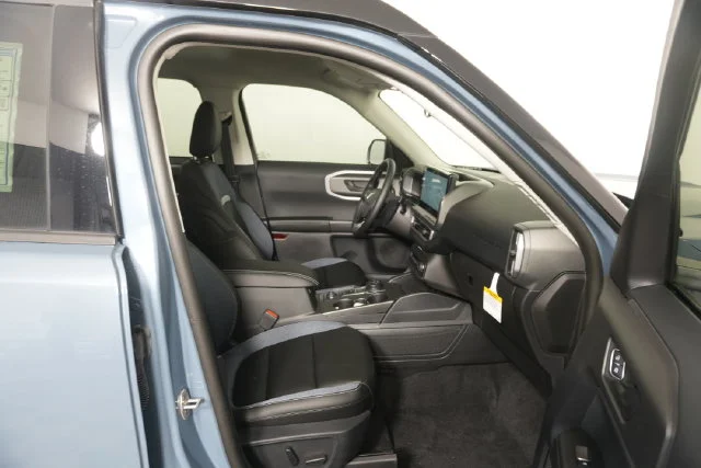 New 2025 Gray Ford Outer Banks image 31