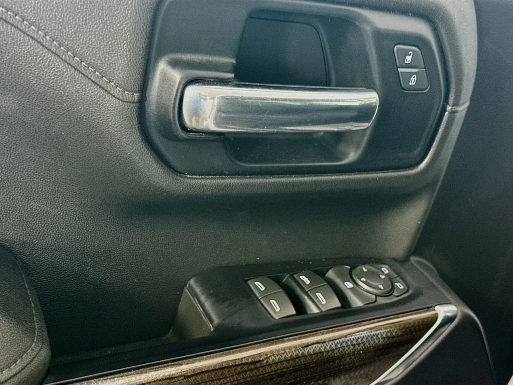 2019 Chevrolet Silverado 1500 LT - Photo 19