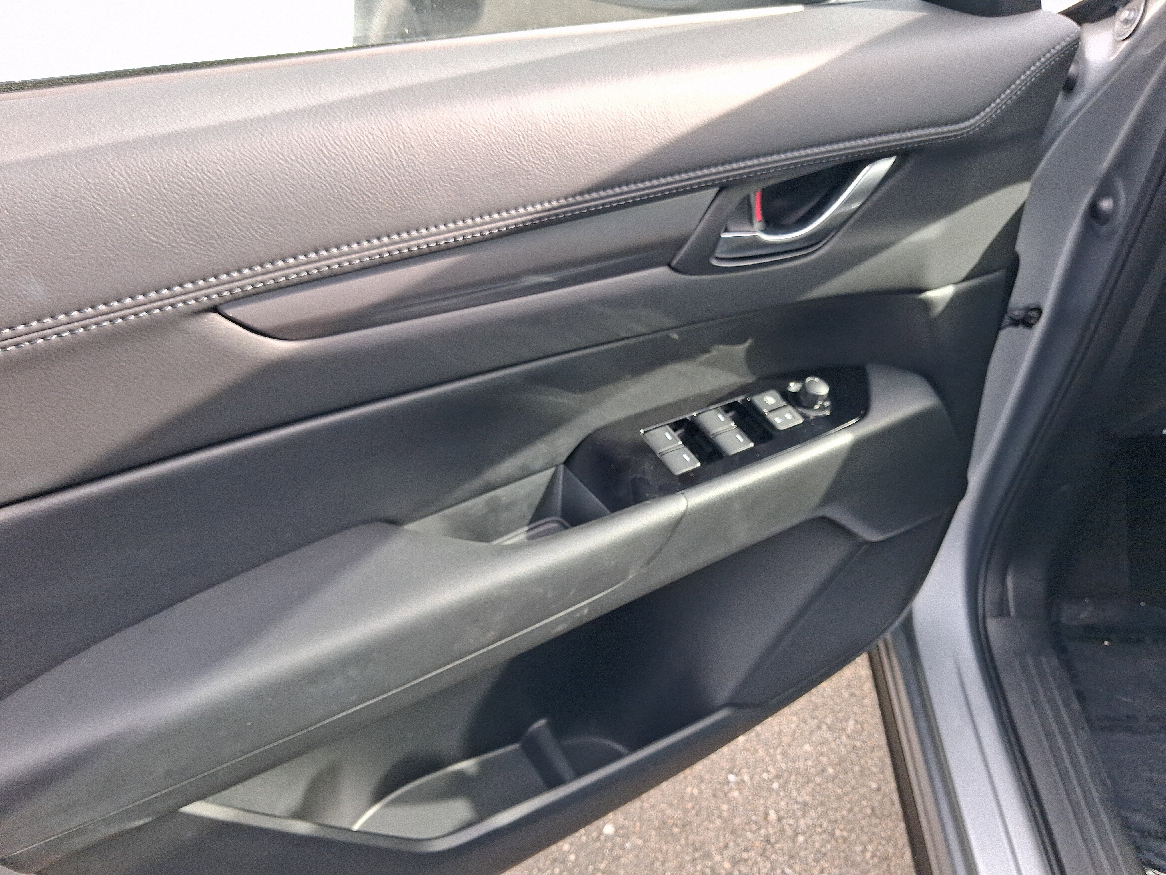 Used 2023 Silver Mazda 2.5 S Select Package image 13