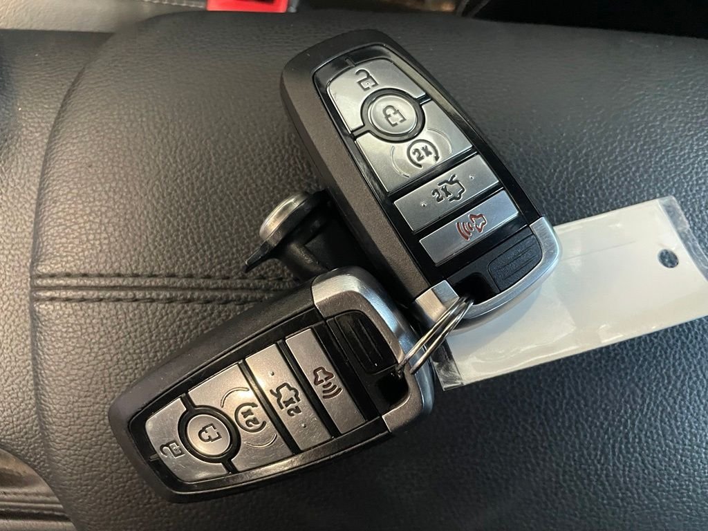 Used 2022 Gray Ford EcoBoost Premium image 17