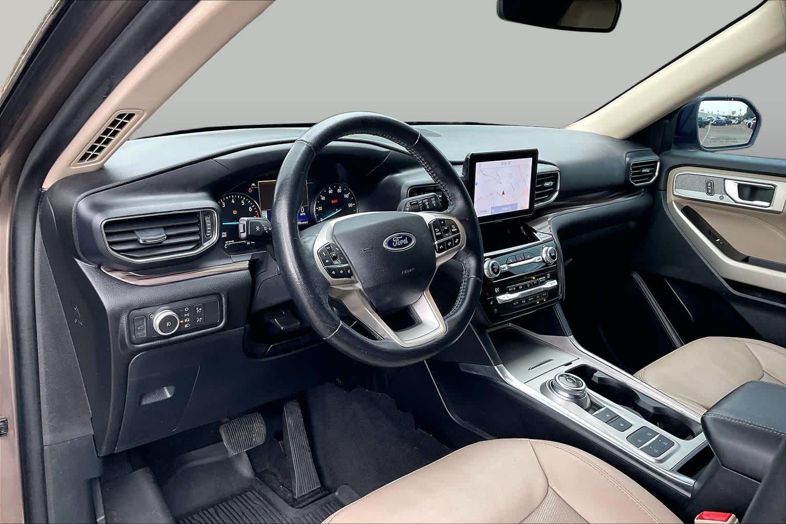 Used 2021 Stone Gray Ford Limited image 17