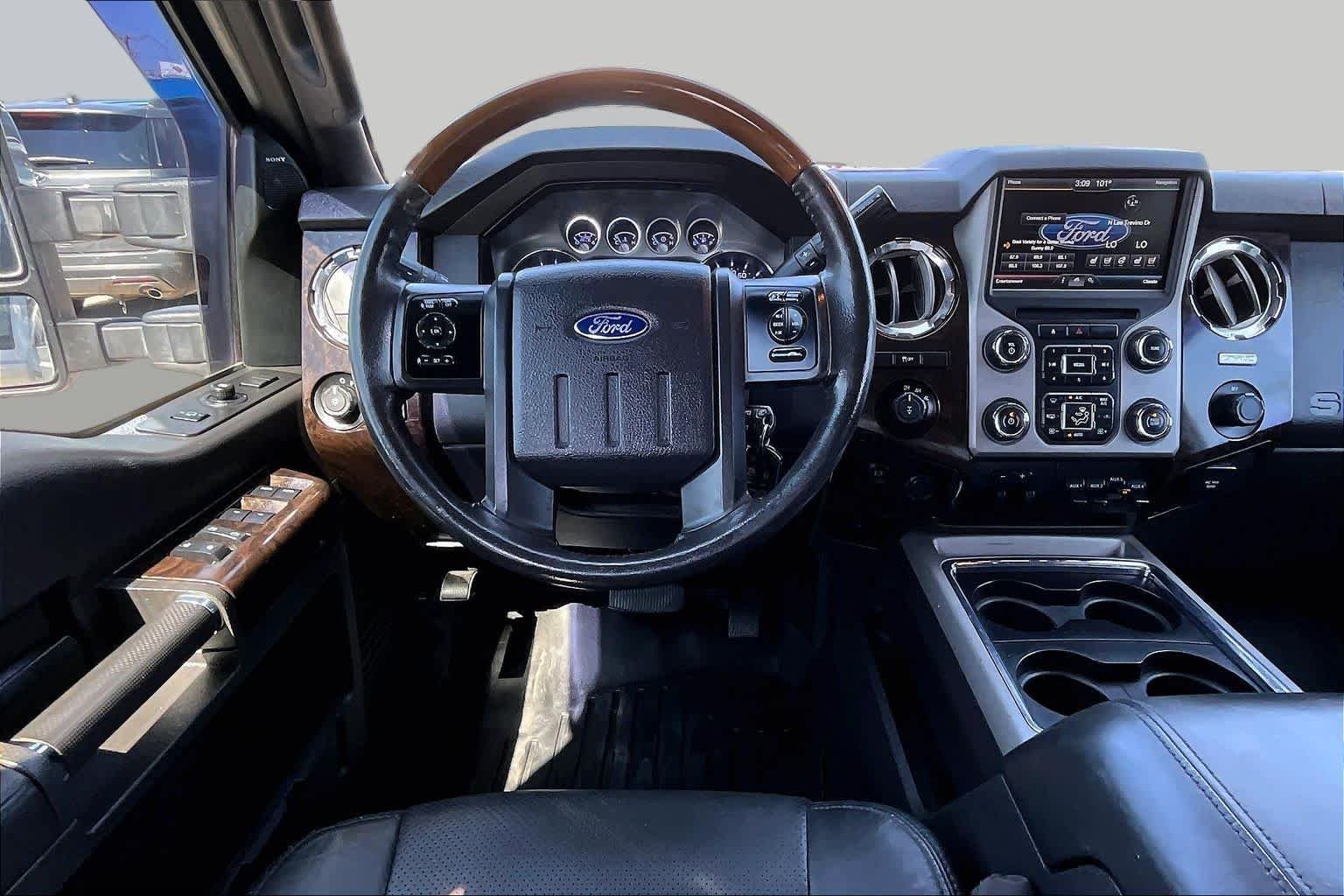 Used 2015 Ingot Silver Metallic Ford Platinum image 6