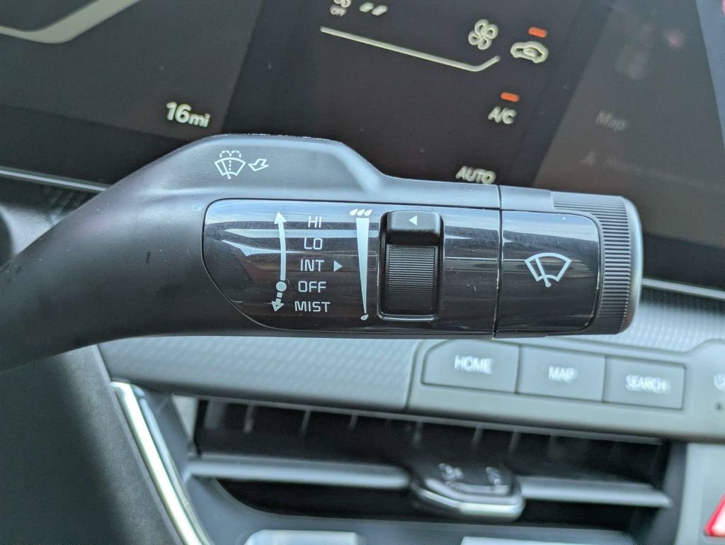 New 2026 Snow White Pearl Kia GT-Line image 28