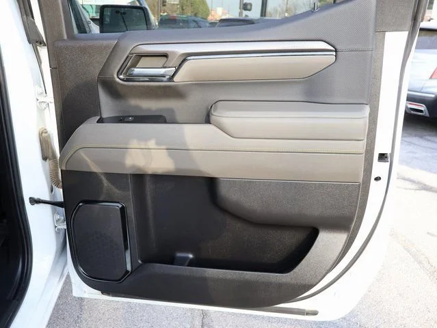 2024 Chevrolet Silverado 1500 ZR2 - Photo 17