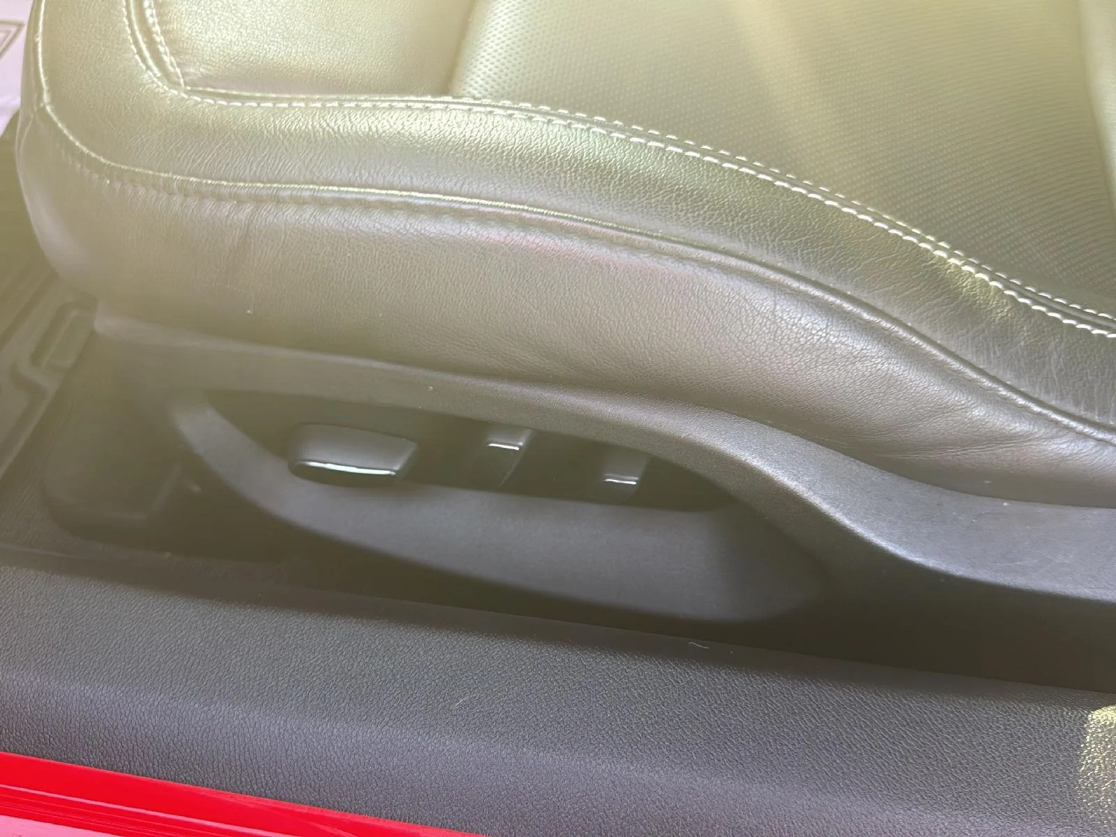 Used 2017 TORCH RED Chevrolet Z51 3LT image 20