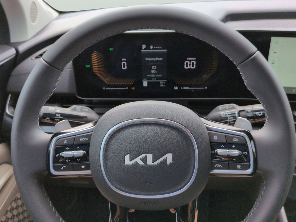 New 2026 Snow White Pearl Kia LXS image 27
