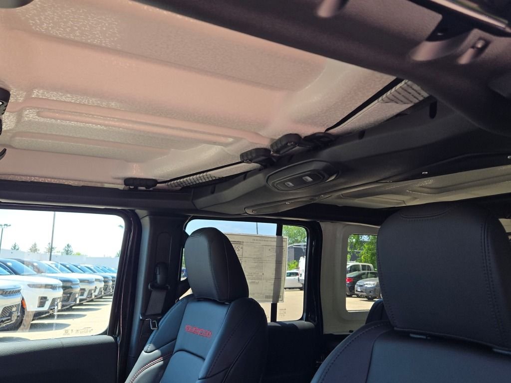 New 2026 Black Clearcoat Jeep Rubicon image 26