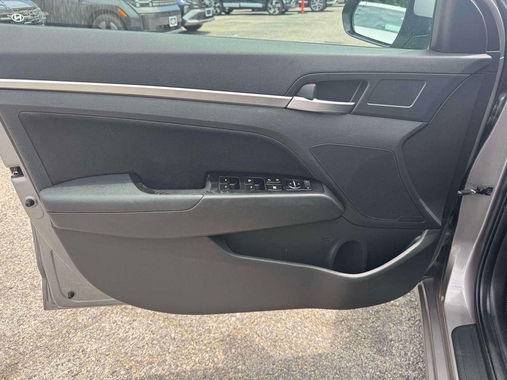 2020 Hyundai Elantra Value Edition - Photo 14