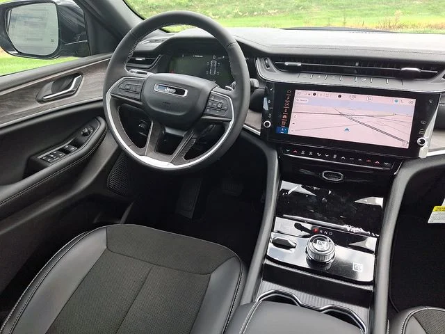 New 2026 Gray Jeep Altitude image 9