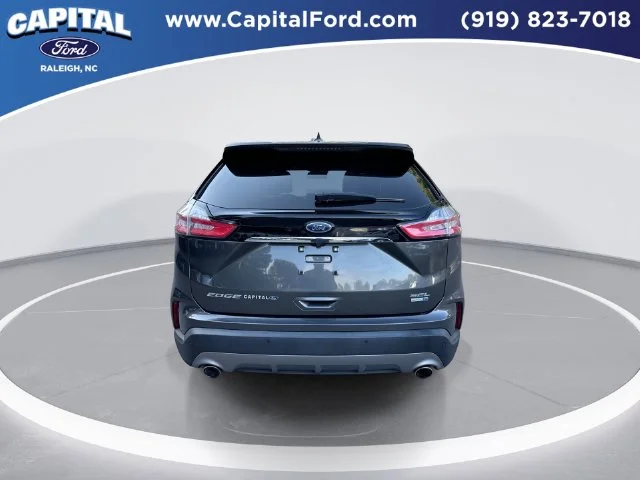 Used 2020 Gray Ford SEL image 7