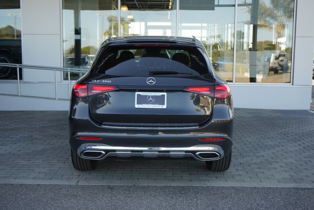 New 2026 Graphite Grey Metallic Mercedes-Benz GLC 300 image 7