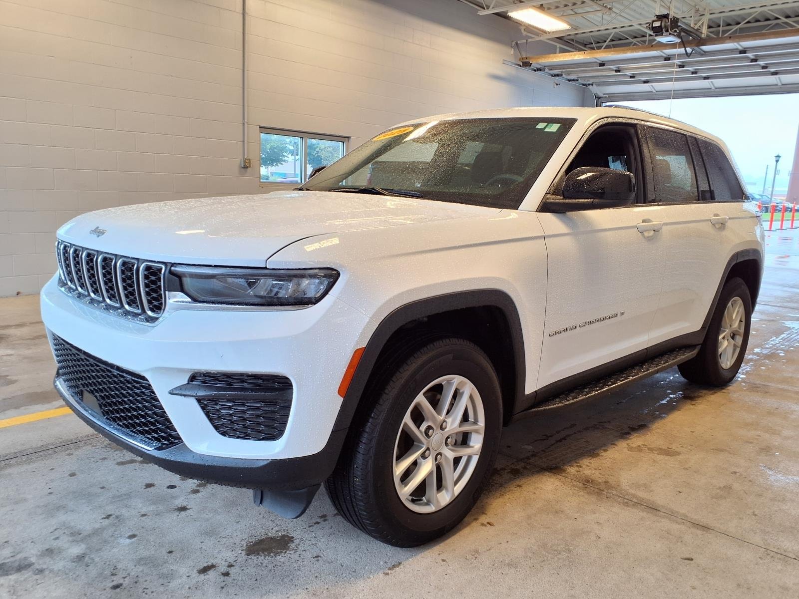 Certified Used 2025 Bright White Clear Coat Jeep Laredo X image 1