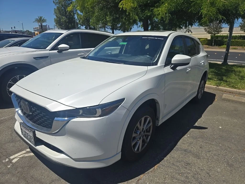 2024 Mazda CX-5 S Preferred package Auto AWD's photo