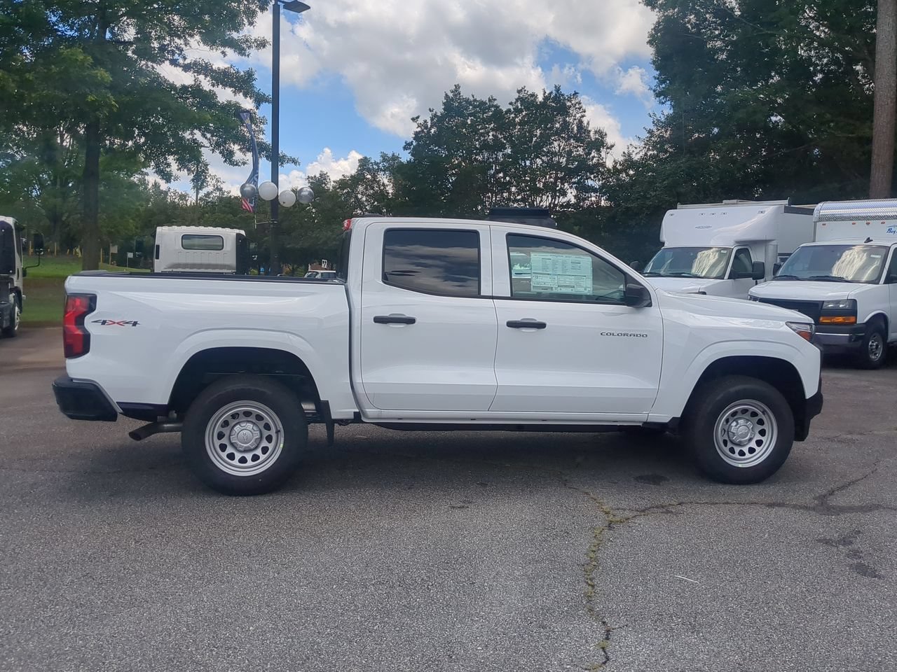 2026 Chevrolet Colorado Work Truck - Photo 9