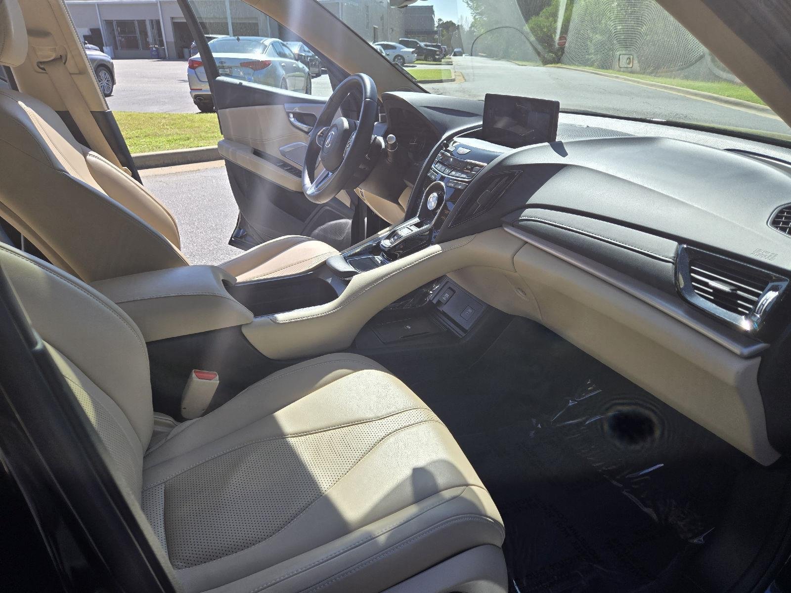 Used 2023 Majestic Black Pearl Acura w/Tech image 27